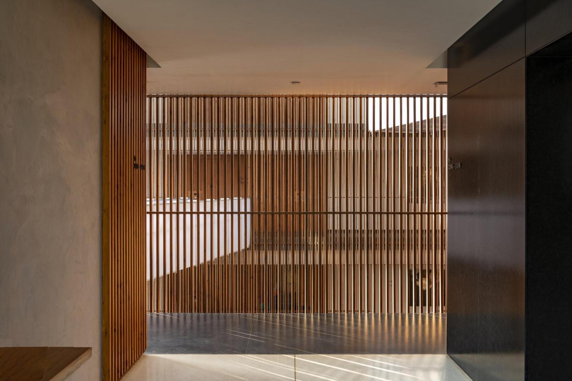 Radisson Resort And Spa Lonavala Bagian luar foto Interior of the house